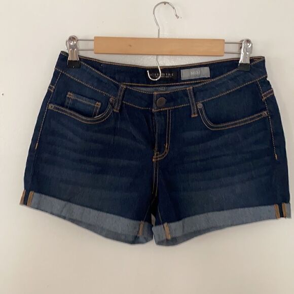 Aeropostale shorts EUC    - Picture 2 of 6